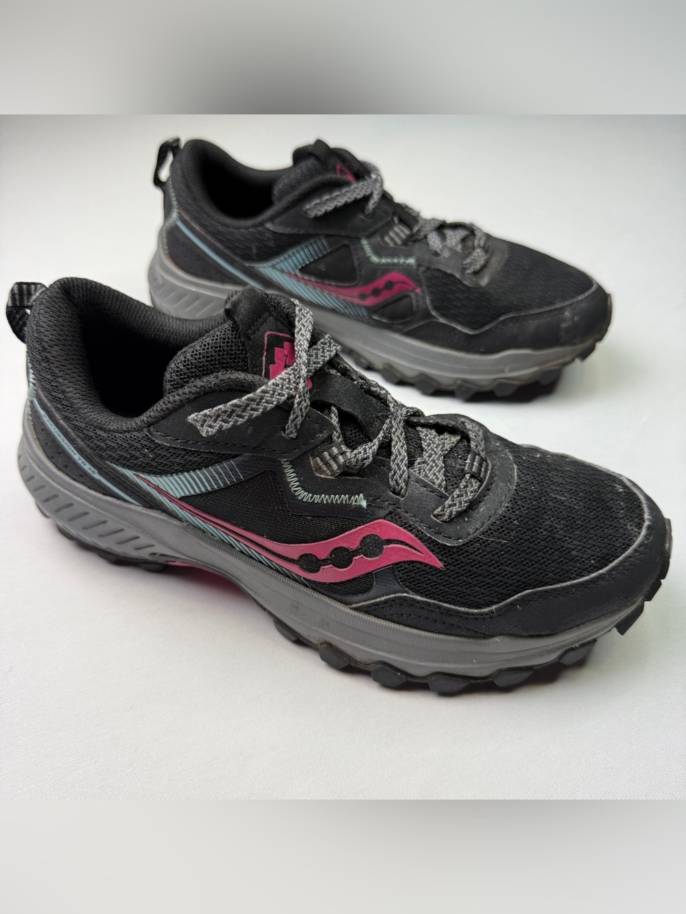 Saucony Excursion TR16 Women's 6.5 Vegan Trail Running Shoes Pink/Black EUC